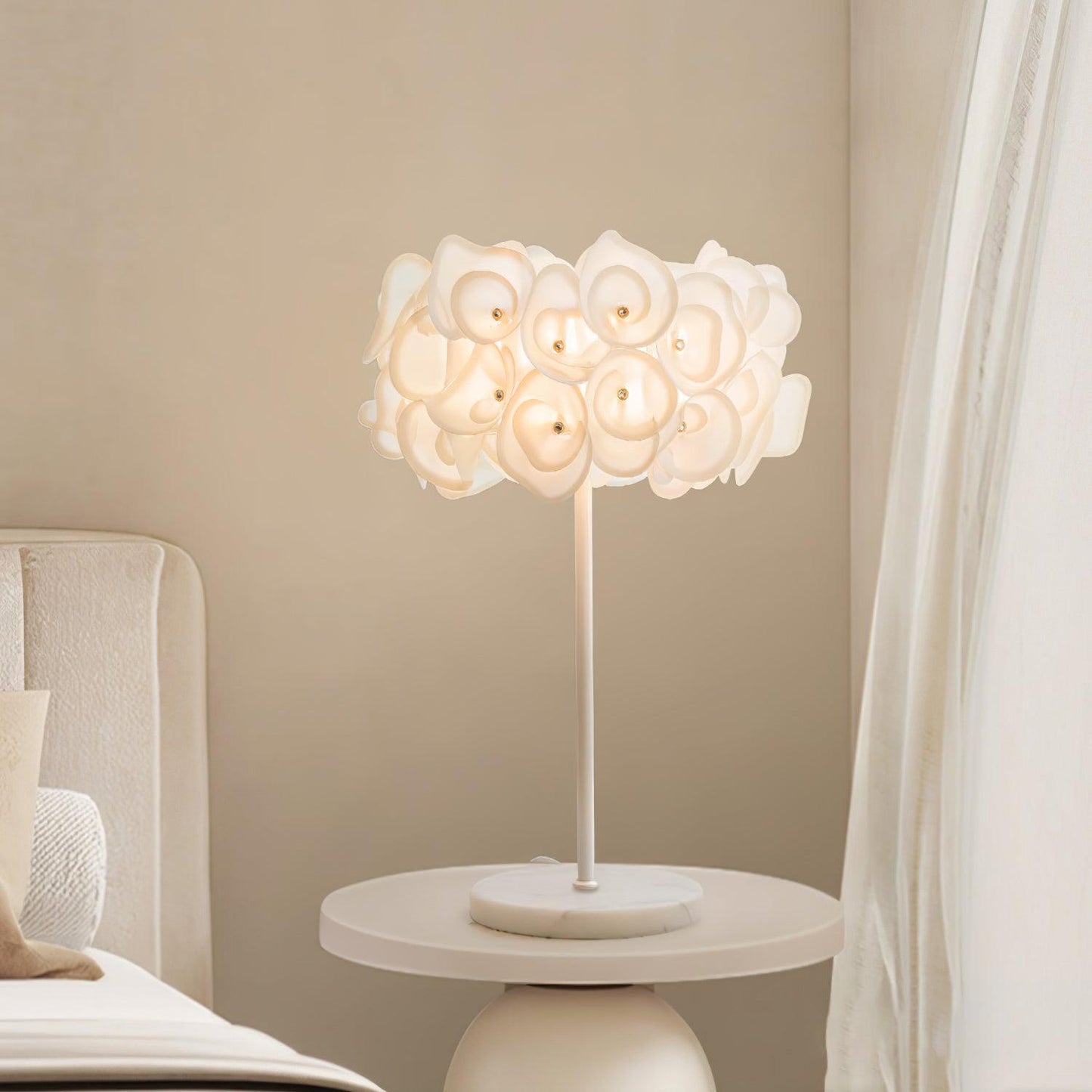 White Hydrangea Table Lamp