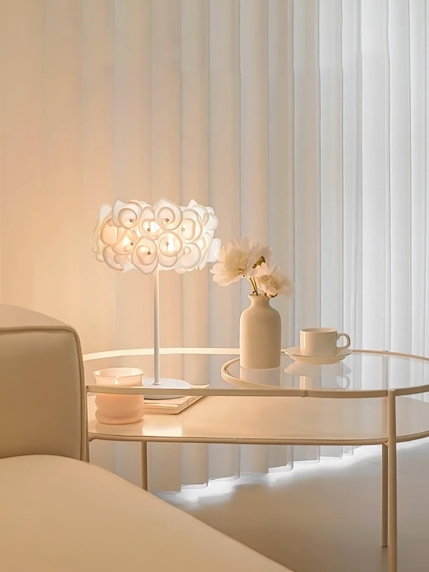 White Hydrangea Table Lamp