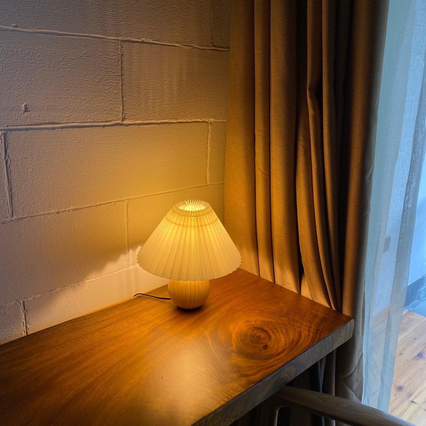 Wooden Pleated Table Lamp