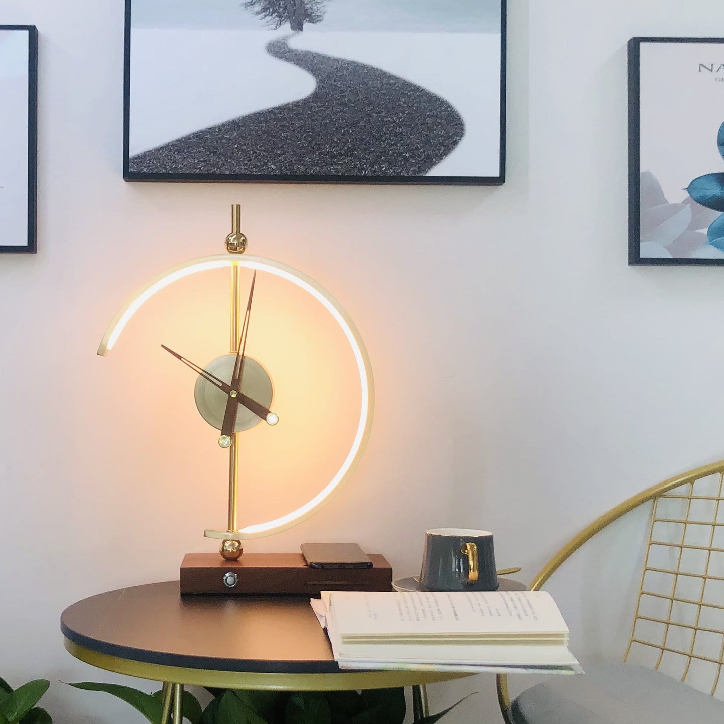 Khonsu Clock Lamp (Wireless Charging)