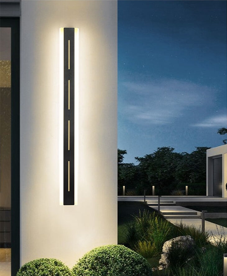 Outdoor Black Waterproof Aluminum Long LED Wall Lamp with Remote For Garden