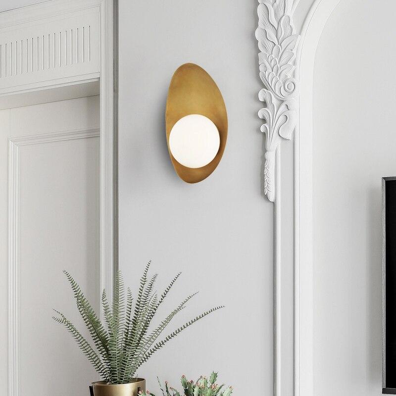 The pearl wall lamp